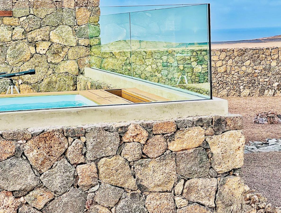 Canaryislandshost L The Sky Suites Tinajo Esterno foto
