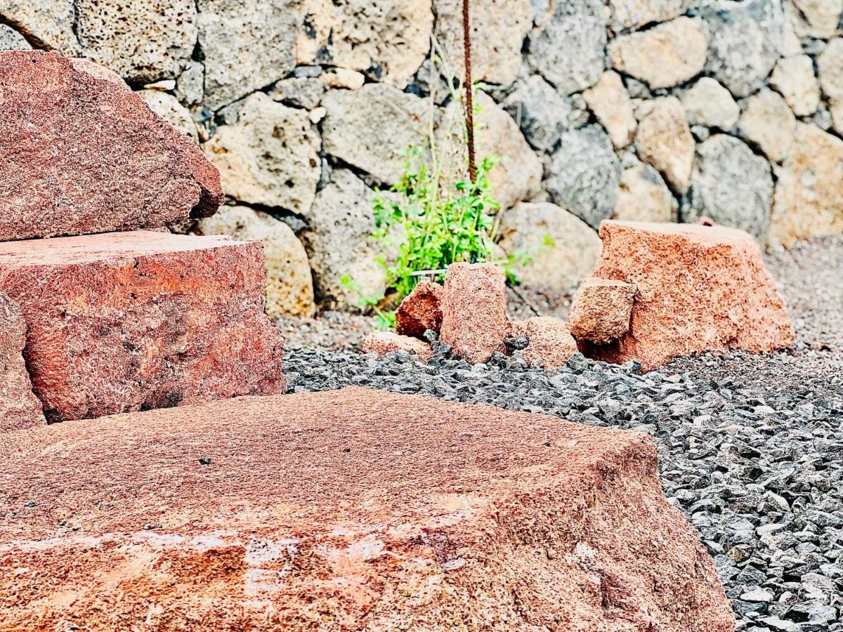 Canaryislandshost L The Sky Suites Tinajo Esterno foto